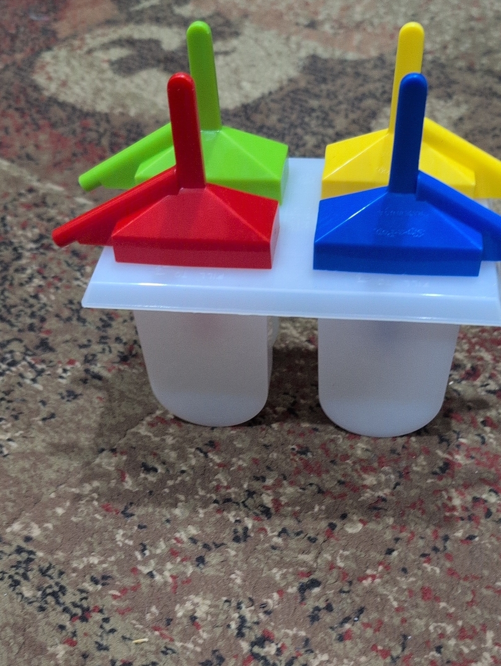 Sip A Pop Kids Popsicle Maker Set with Red, Green, Blue & Yellow Lids